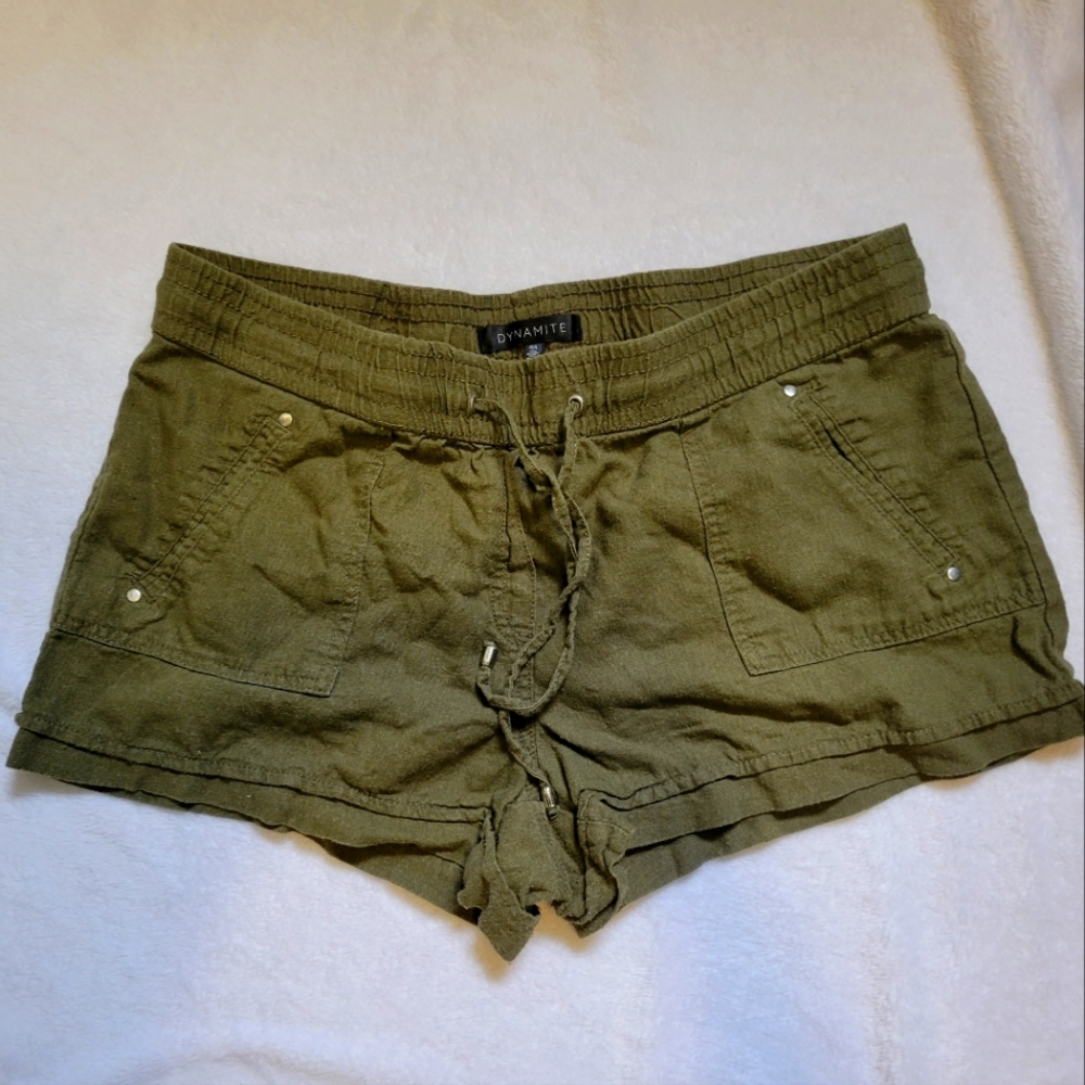Dynamite Shorts Large